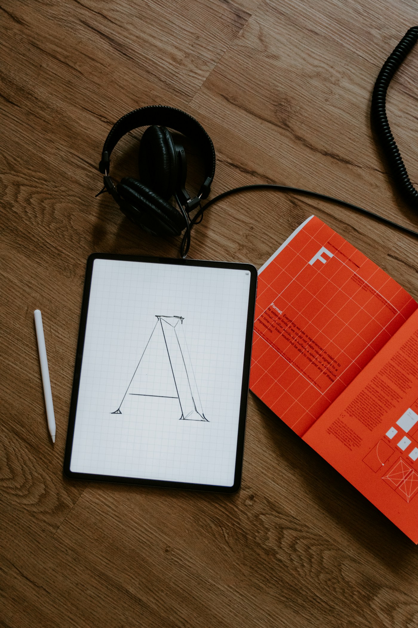 How Apple Builds Brand Authority Through Minimal Communication