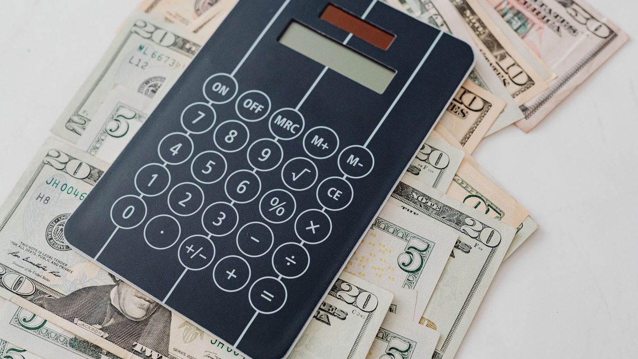 How to Reduce Operational Costs Using AI innovation business